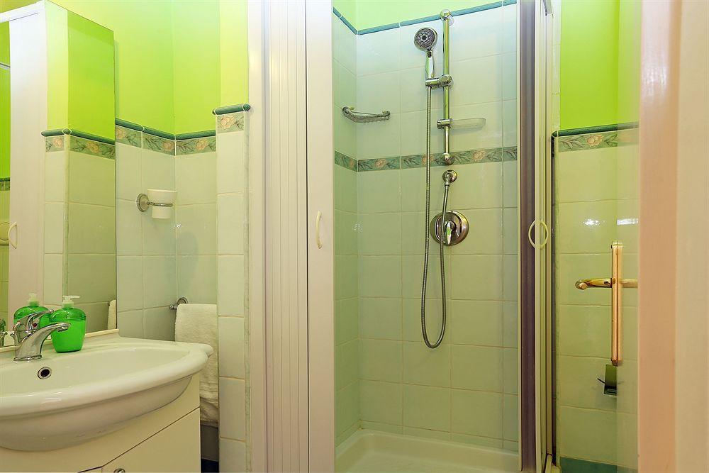 Bells Of Rome Hotel Bagian luar foto