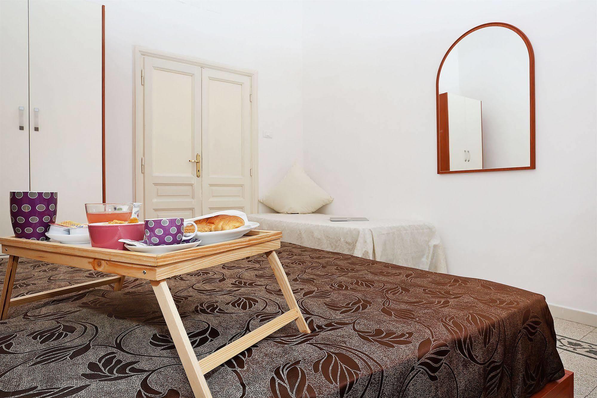 Bells Of Rome Hotel Bagian luar foto