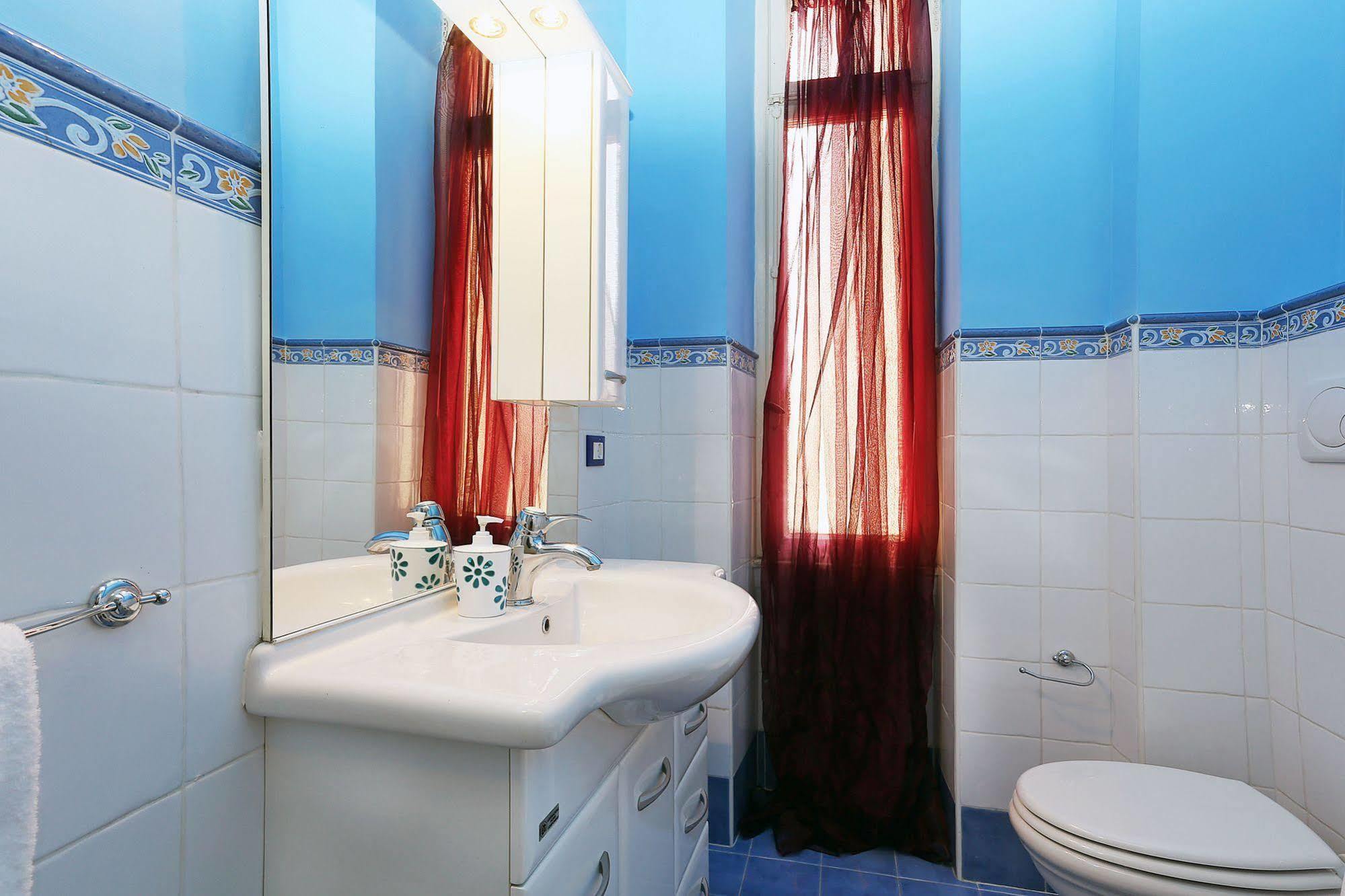 Bells Of Rome Hotel Bagian luar foto