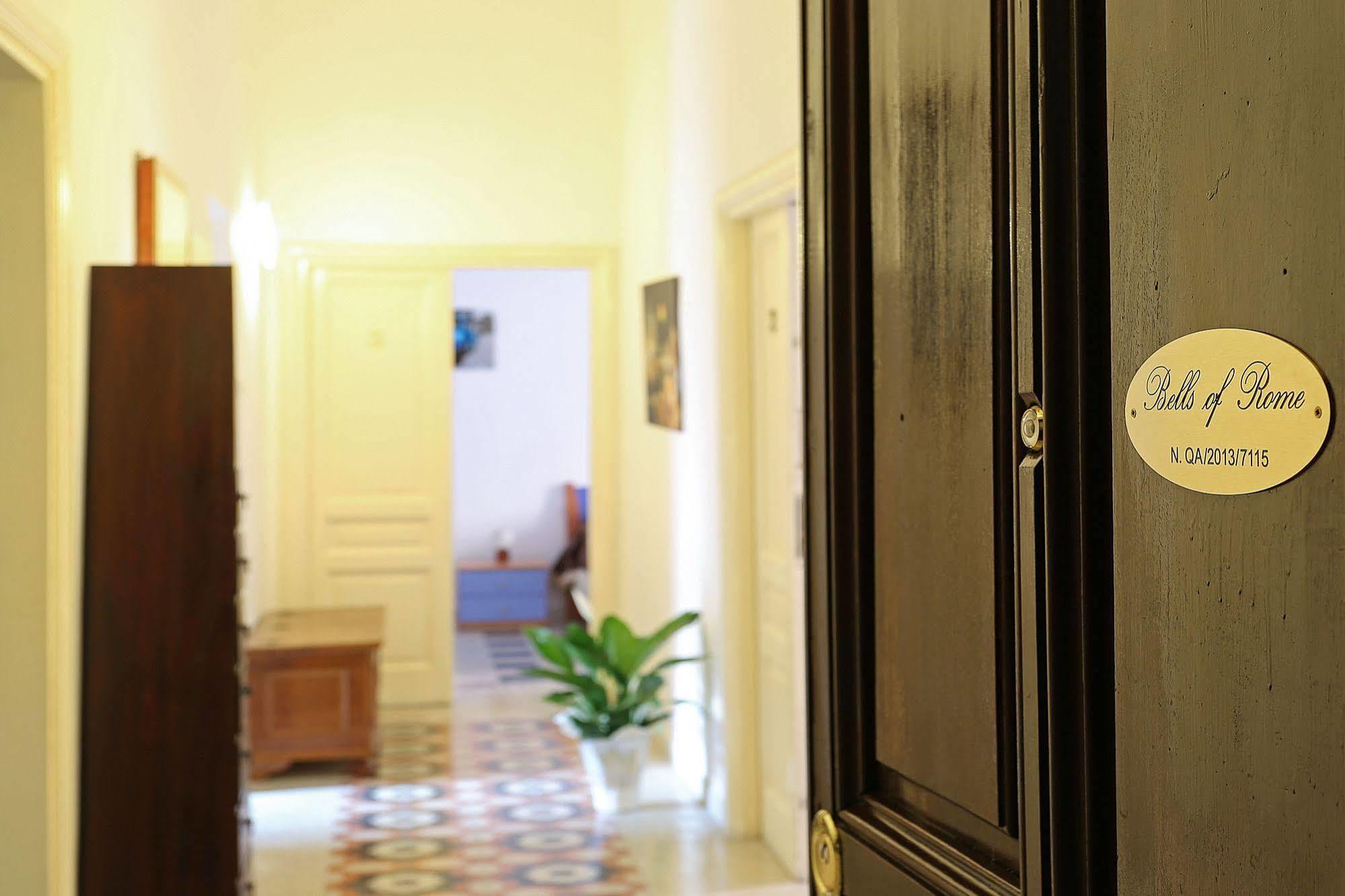 Bells Of Rome Hotel Bagian luar foto